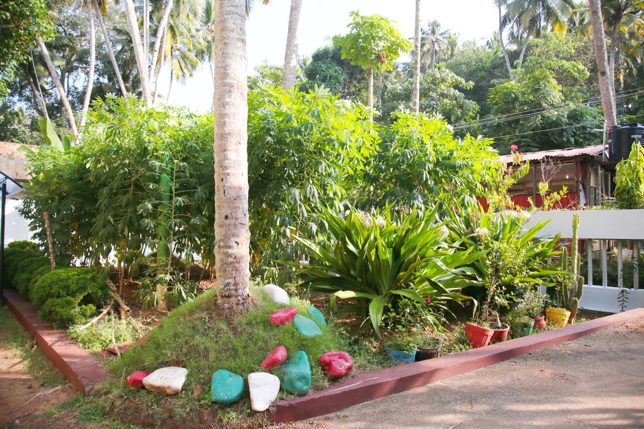 Panchavadi Ayurvedic Beach Resort วาร์คาลา ภายนอก รูปภาพ